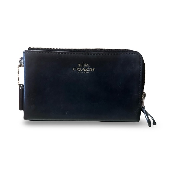 Coach Handbags - Coach black leather double zip-around wallet hang tag